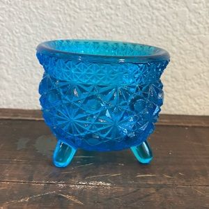 Vintage fenton royal blue daisy and button toothpick/candle holder